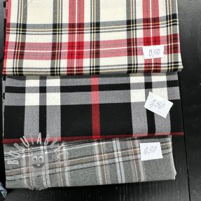 Last pieces package tartan 018