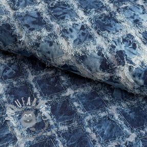 JEANS Distressed Denim