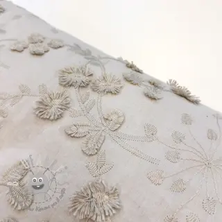 Tessuto di cotone EMBROIDERY Catchy leaves beige