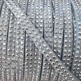 Cordoncino in tessuto scamosciato con pietre light blue