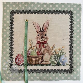 Tessuto decorativo GOBELIN PREMIUM Easter Bunny Eggs PANEL