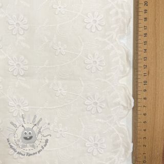 Tessuto di cotone EMBROIDERY Catchy daisy off white