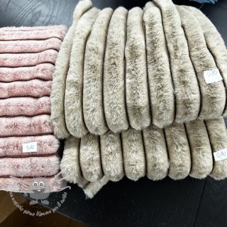 Last pieces package Pelliccia sintetica 156